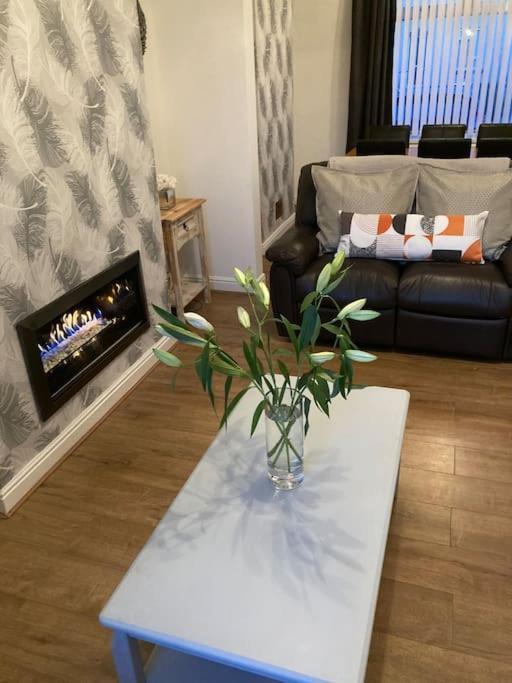 Coniston House Lancaster 3 Bedrooms Parking And Garden Bagian luar foto