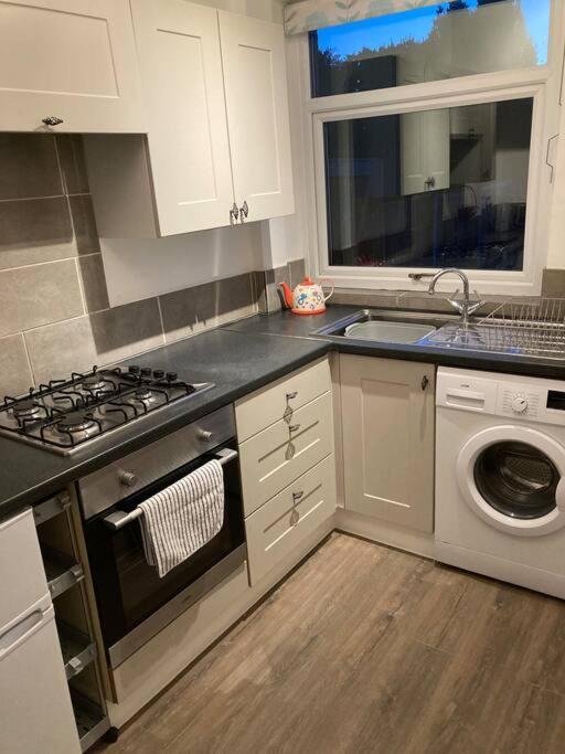 Coniston House Lancaster 3 Bedrooms Parking And Garden Bagian luar foto